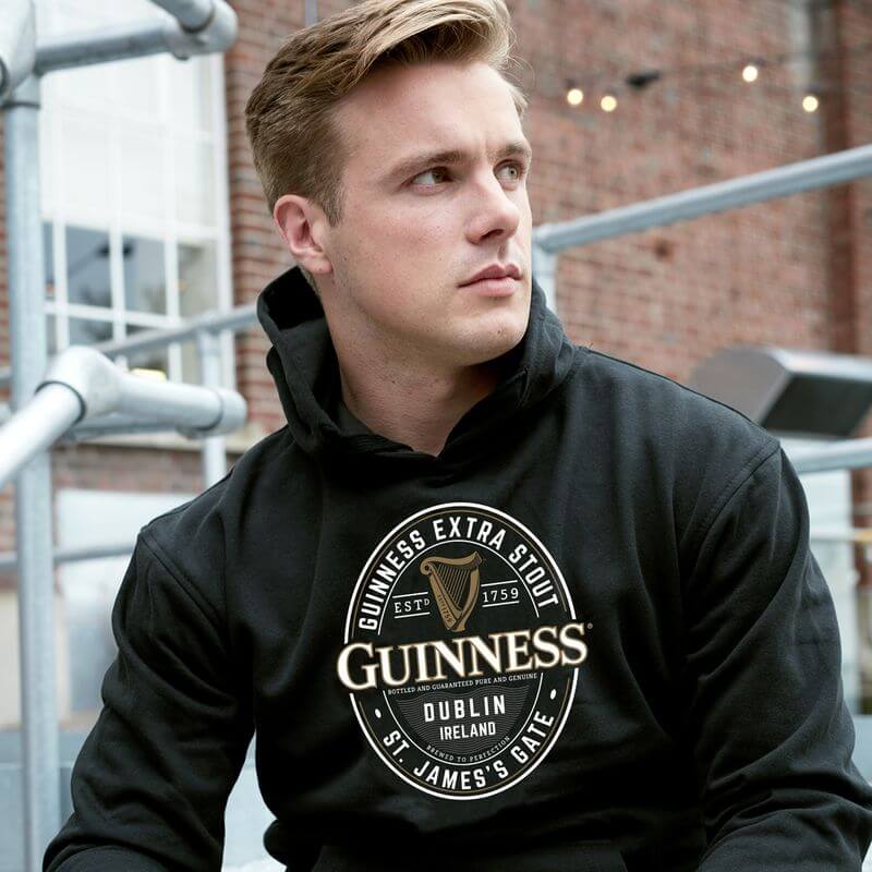 Guinness Hoodie mit St. James Gate Logo L