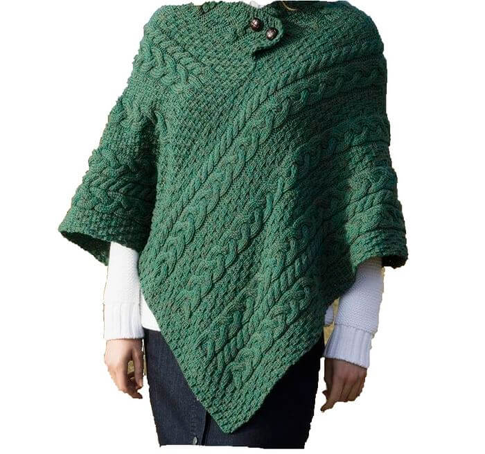 Gestrickter Damen Wollponcho aus Irland. Merinowolle Einheitsgröße